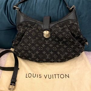 *LOUIS VUITTON*
Monogram Black Denim Hobo Convertible Shoulder / Crossbody Bag